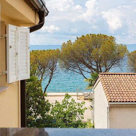 Apartmani Dal Malinska Ngoại thất bức ảnh